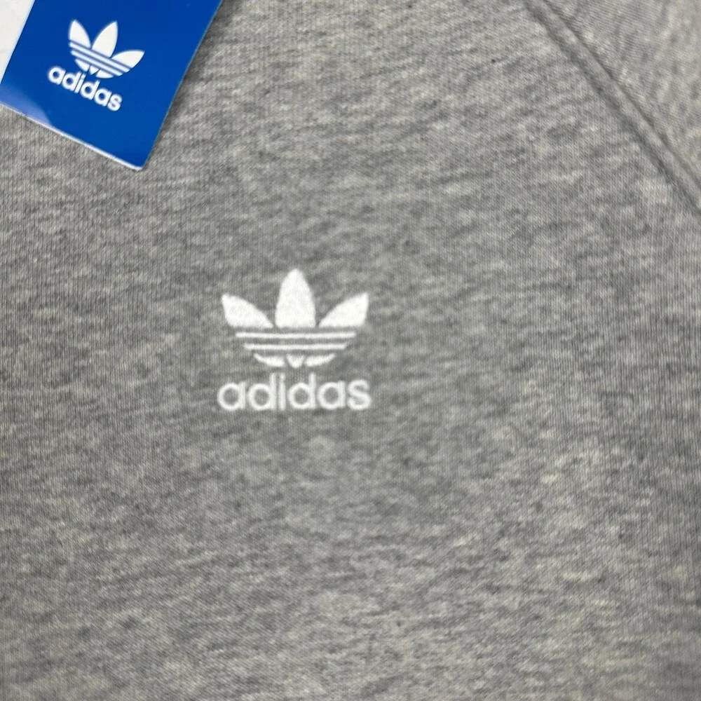 Adidas Sweatshirt Men Small Gray Solid Essential Crewneck Pullover Jumper Logo S